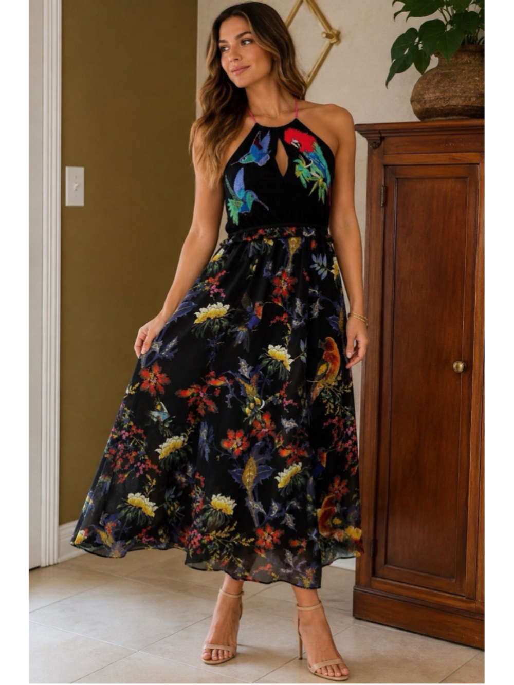 Guess Bird of Paradise Embroidered Halter Midi Dress – Small | Tropical Floral